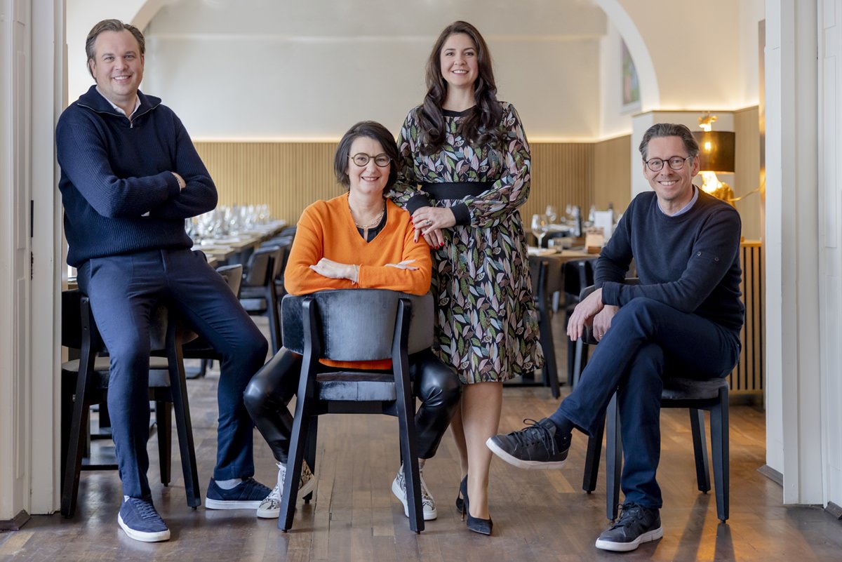 Business Gruppenfoto der 4 Inhaber der Restaurants Stappen in Düsseldorf und Korschenbroich | Foto: Hanna Witte