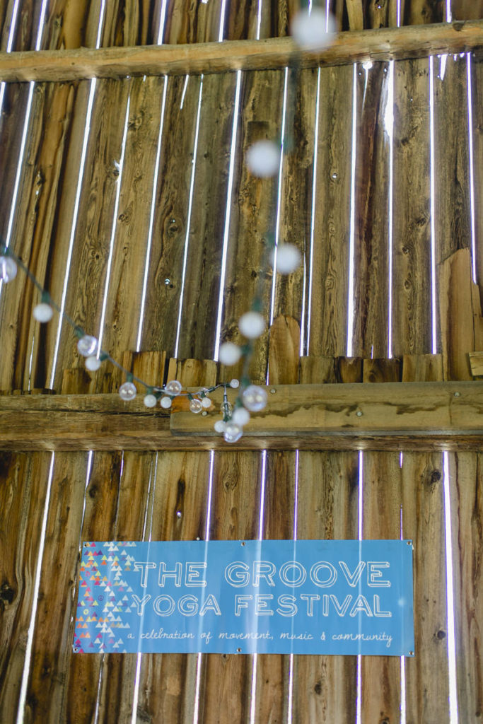Schild vom The Groove Yoga Festival in Kanada