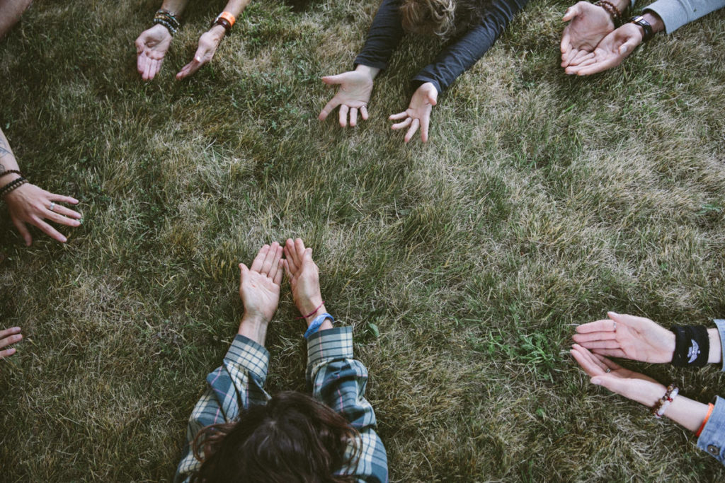 Foto einer Yogaübung beim The Groove Yoga Festival in Kanada