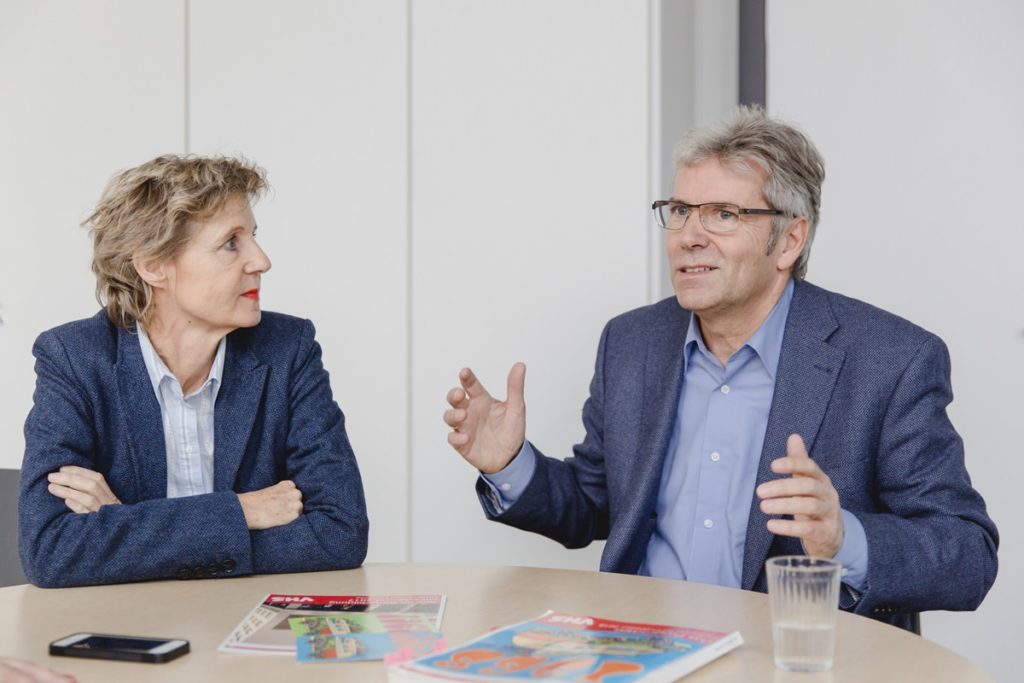 Interviewfoto von Jakob Schüller und Dr. Hannelore Vogt für das Klaaf Magazin