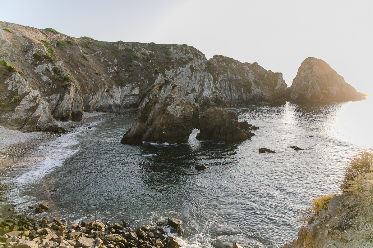 Meeresküste in Portugal bei Sonnenaufgang