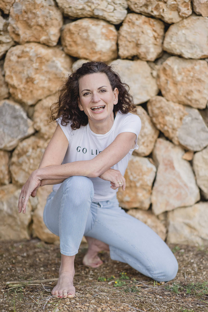 Portrait von Yoga Lehrerin Nicole Bongartz auf Mallorca | Foto: Hanna Witte