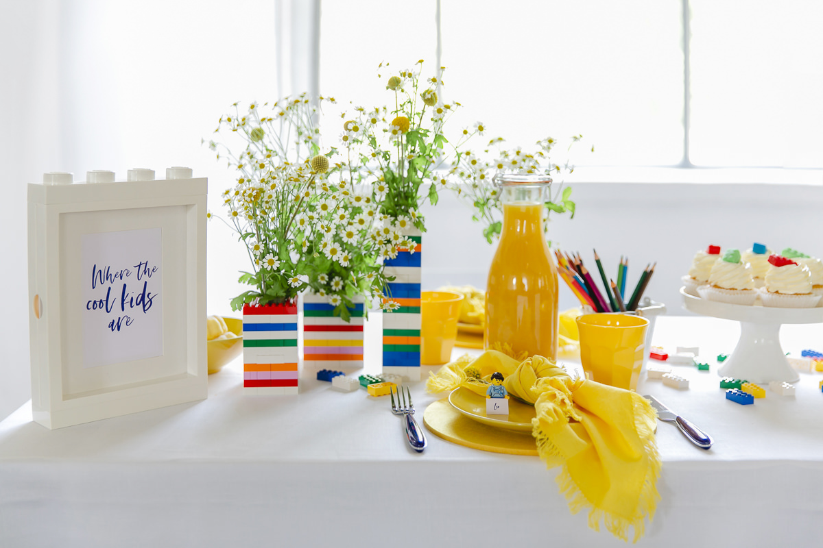 Bunter Tisch für Kinder bei einem Geburtstag oder einer Hochzeit | Foto: Hanna Witte