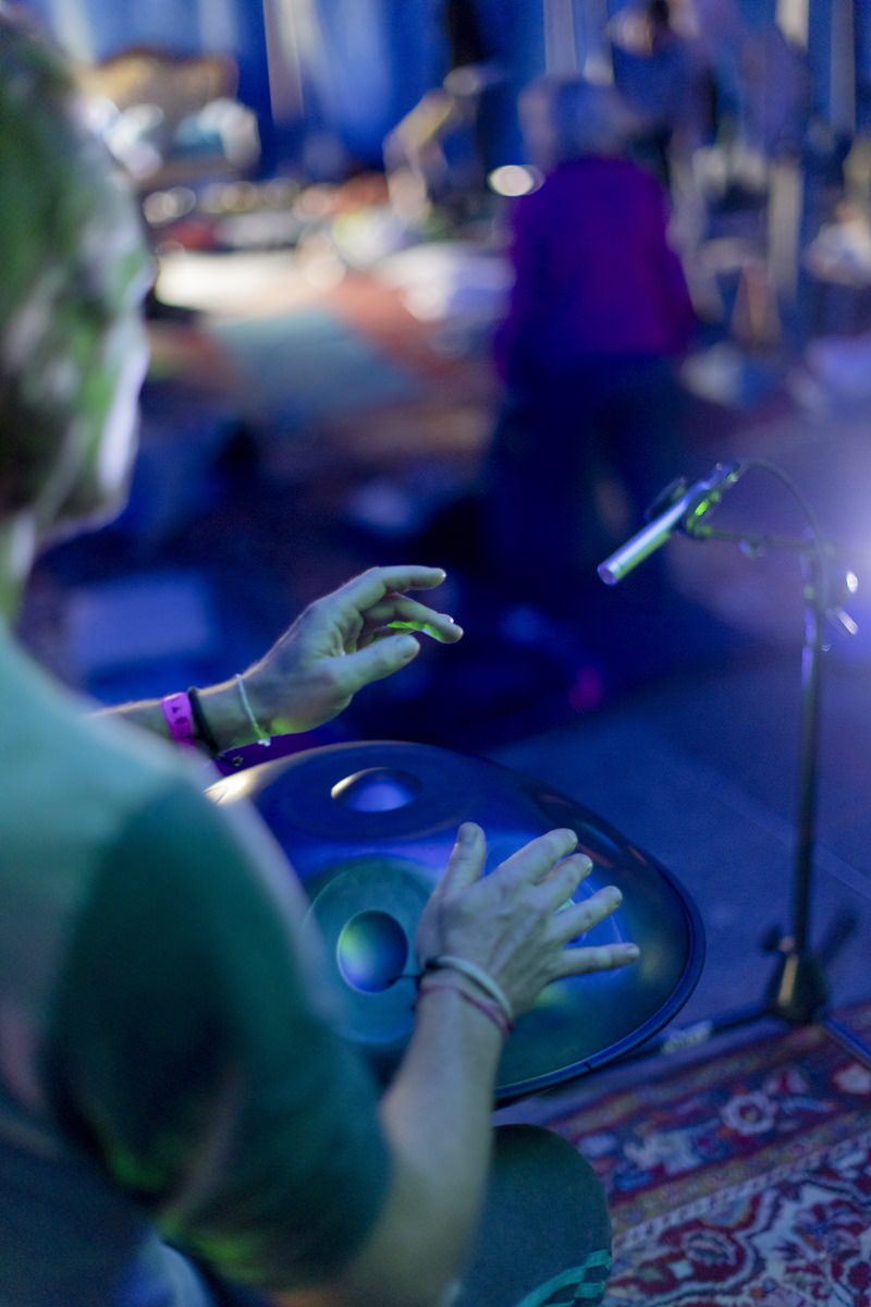 Sound Healing Session beim Ayurveda Festival | Foto: Hanna Witte